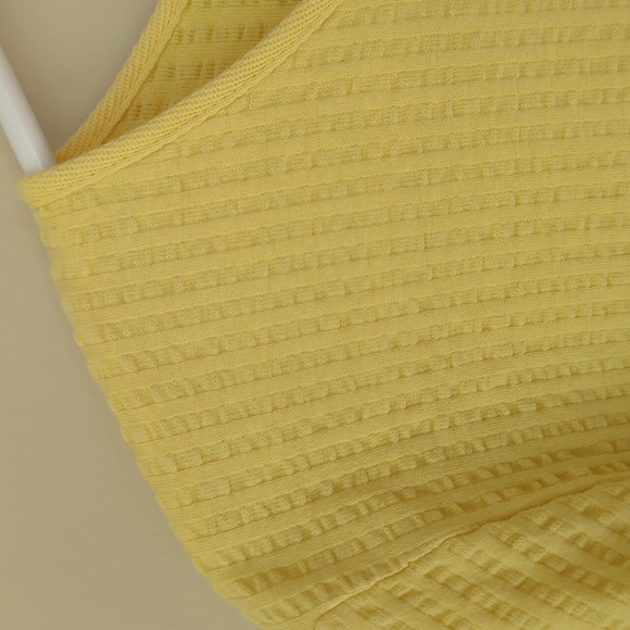 L.L. Bean Peruvian Cotton Long Sleeve Top MEDIUM Regular Yellow Key Hole Opening - Picture 5 of 14